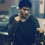 Review Film Headshot (2016)